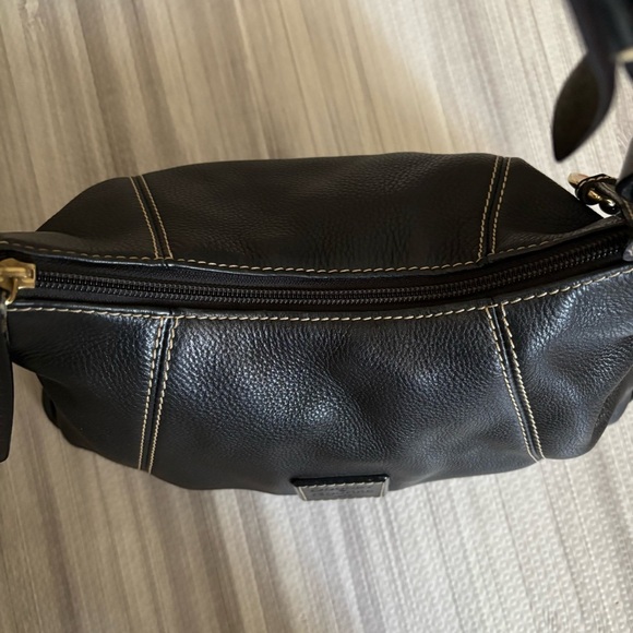 Dooney & Bourke Black Hobo Shoulder Bag - Picture 12 of 15